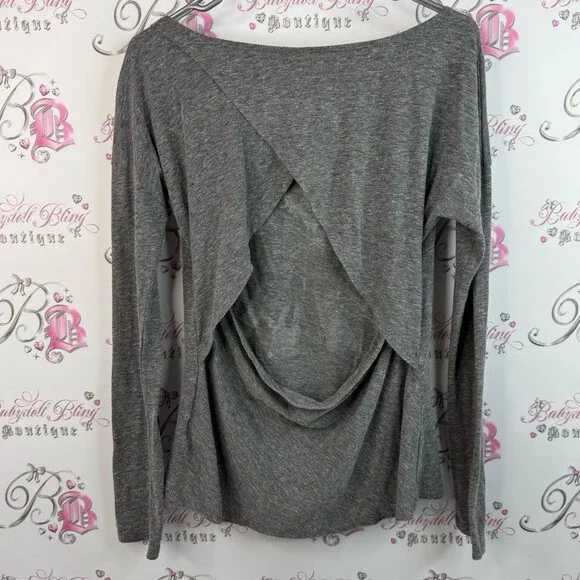 The Beatles long sleeve open back band tee grey Heather Gray Graphic Tee - Picture 2 of 13